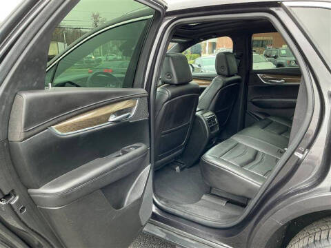 2017 Cadillac XT5 Platinum