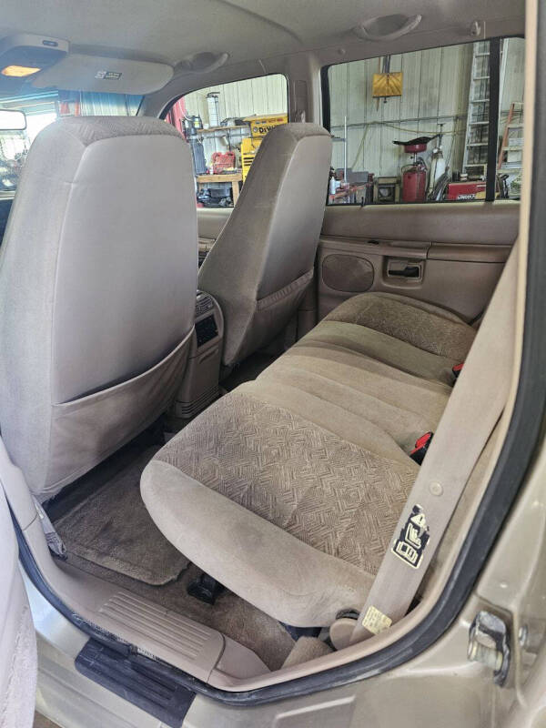 2000 Ford Explorer XLT