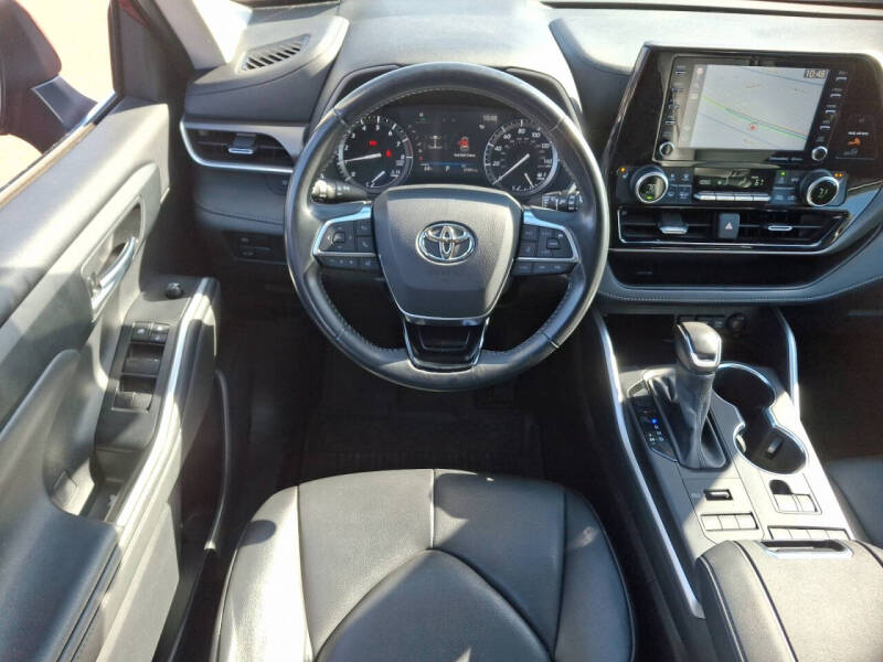 2021 Toyota Highlander XLE