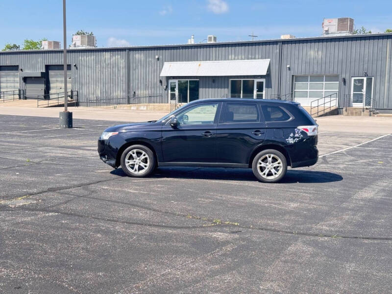 2014 Mitsubishi Outlander SE
