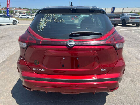 2024 Nissan Kicks SV