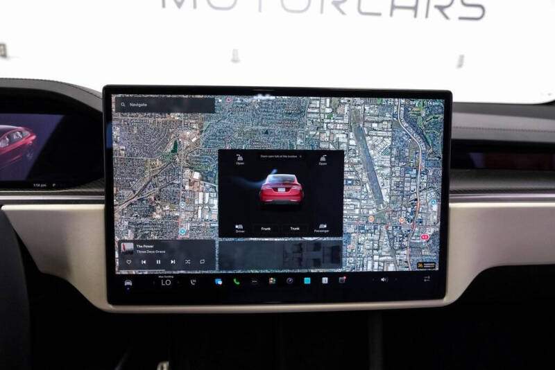 2022 Tesla Model X Plaid