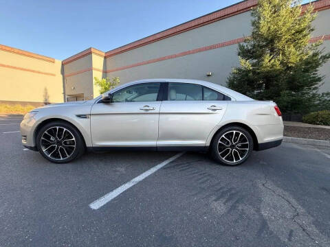 2017 Ford Taurus SEL