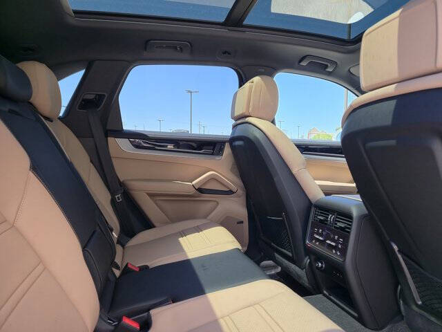 2025 Porsche Cayenne