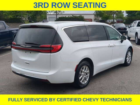 2023 Chrysler Pacifica Touring L