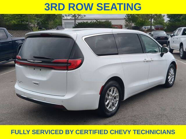 2023 Chrysler Pacifica Touring L