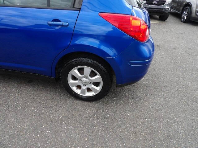 2009 Nissan Versa 1.8 SL