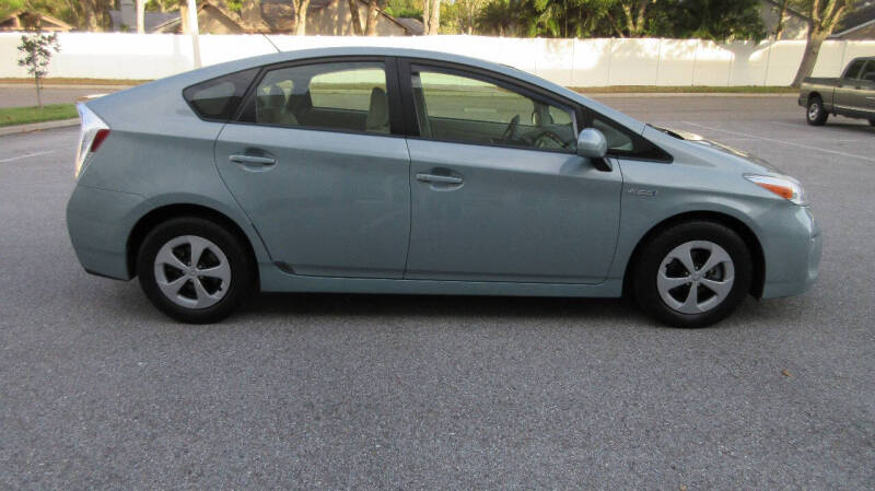 2012 Toyota Prius Two