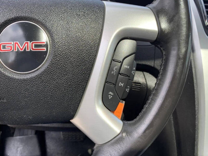 2011 GMC Acadia SLT-1