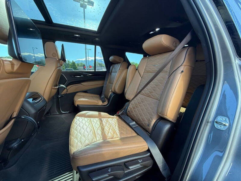 2021 Cadillac Escalade Premium Luxury
