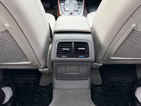 2012 Audi Q5 2.0T quattro Premium Plus