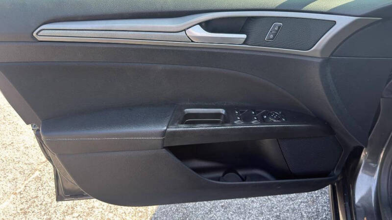 2019 Ford Fusion SE
