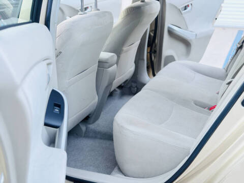 2010 Toyota Prius I