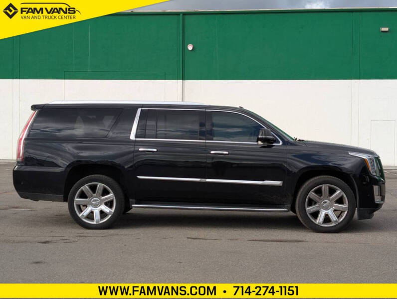 2018 Cadillac Escalade ESV Luxury