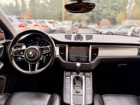 2016 Porsche Macan Turbo