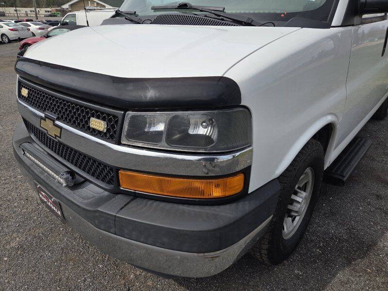 2017 Chevrolet Express 2500