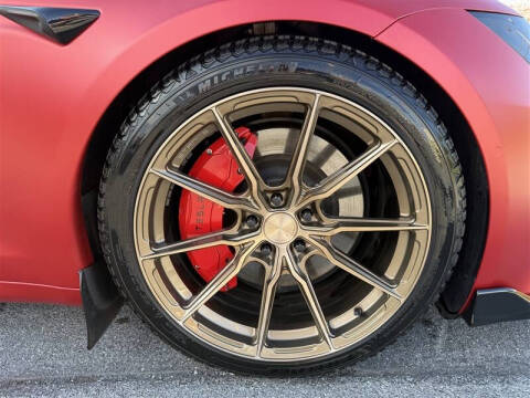 2021 Tesla Model S Plaid