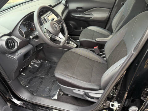 2019 Nissan Kicks SV