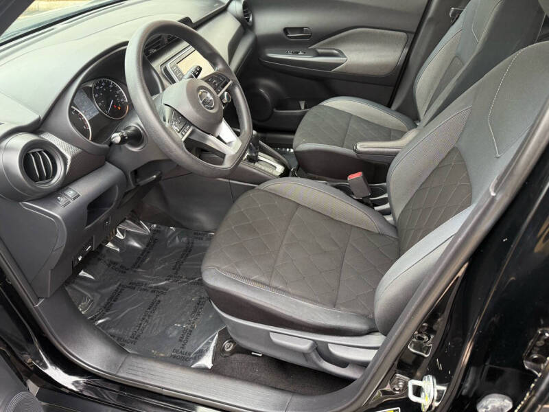 2019 Nissan Kicks SV