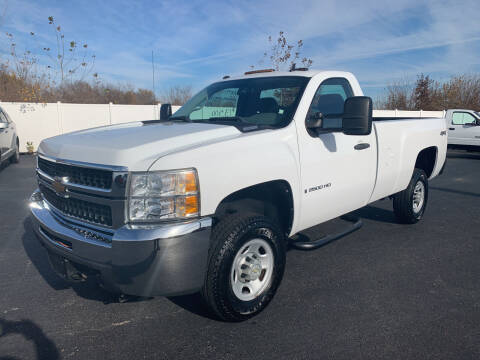 2009 Chevrolet Silverado 2500HD for sale at Caps Cars Of Taylorville in Taylorville IL