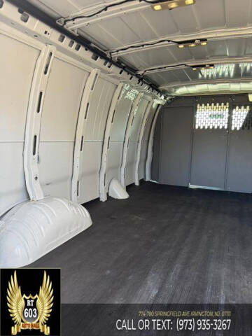 2023 GMC Savana 2500