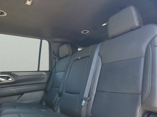 2024 Chevrolet Suburban LT