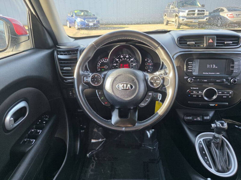 2017 Kia Soul +
