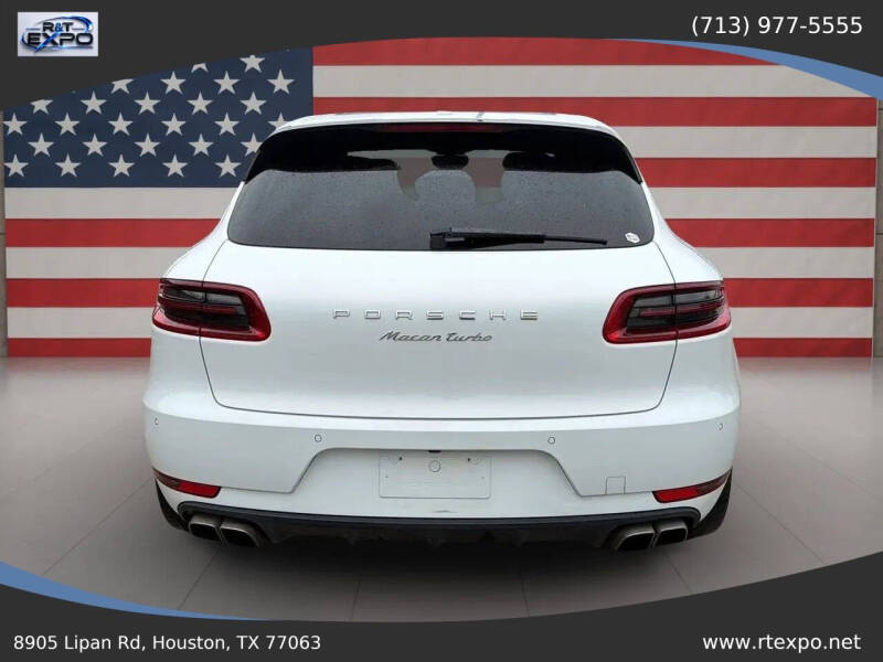 2015 Porsche Macan Turbo