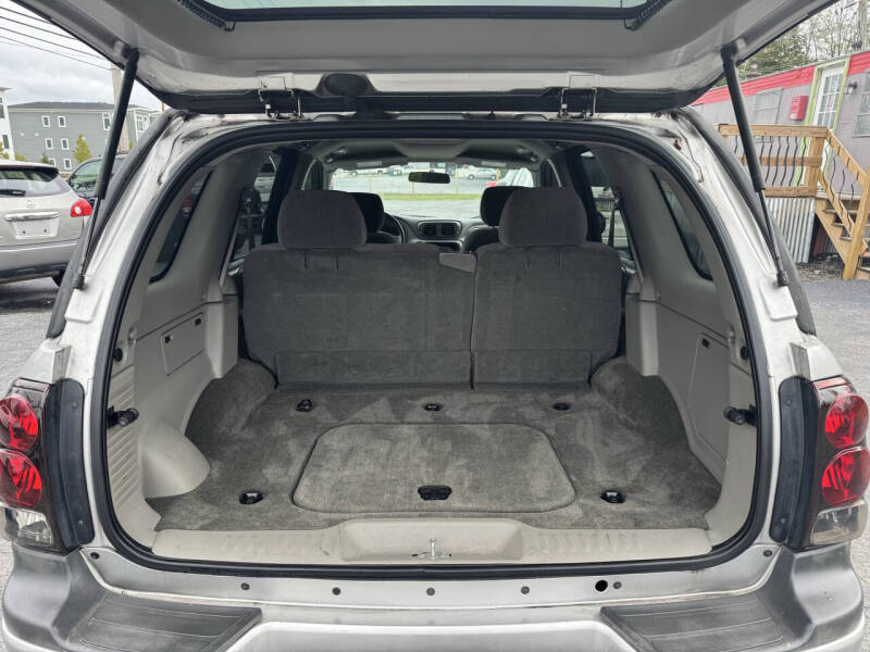 2004 Chevrolet TrailBlazer LS