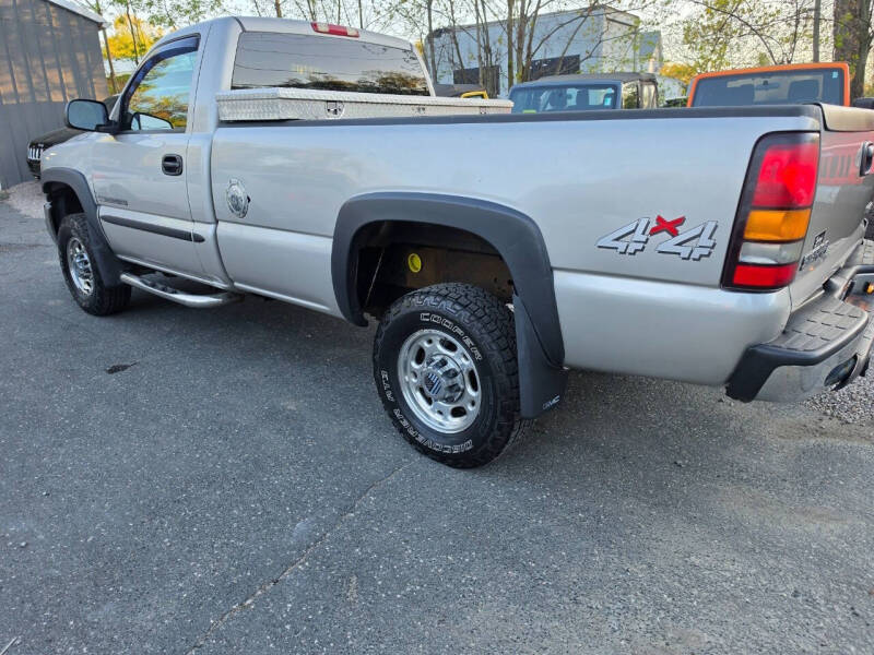 2004 GMC Sierra 2500HD Work Truck