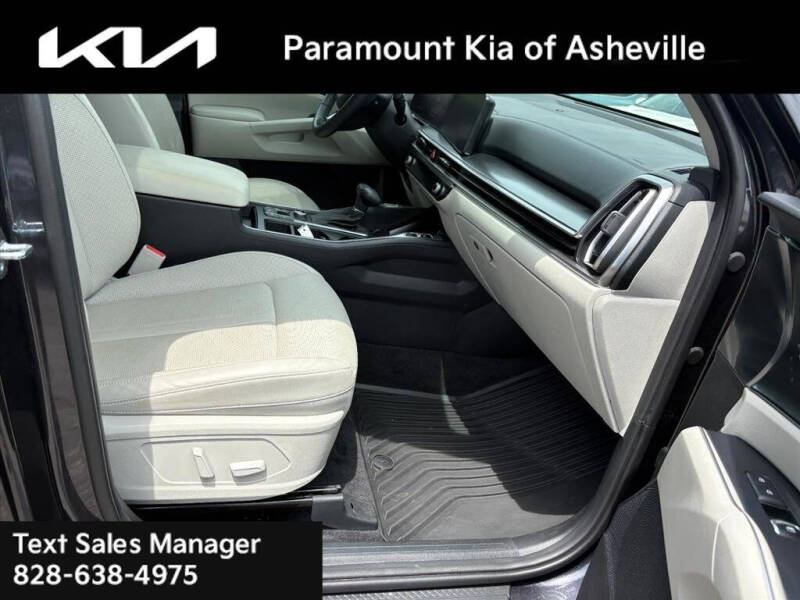 2025 Kia Sorento EX
