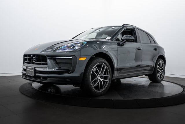 2025 Porsche Macan