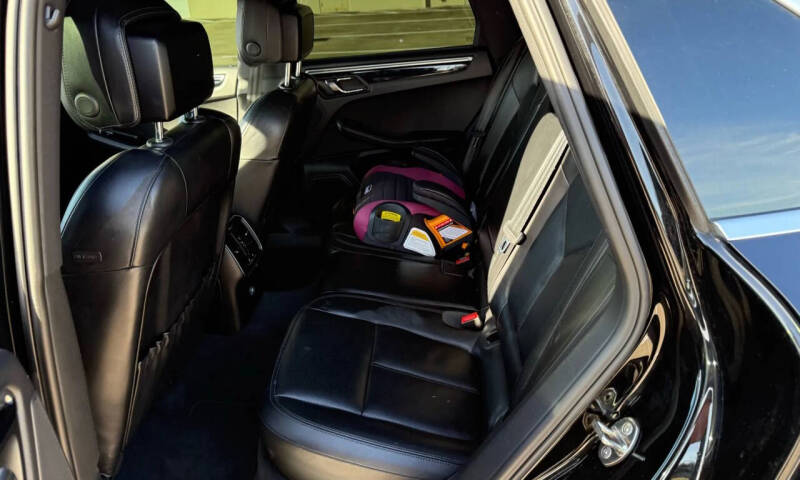 2016 Porsche Macan S