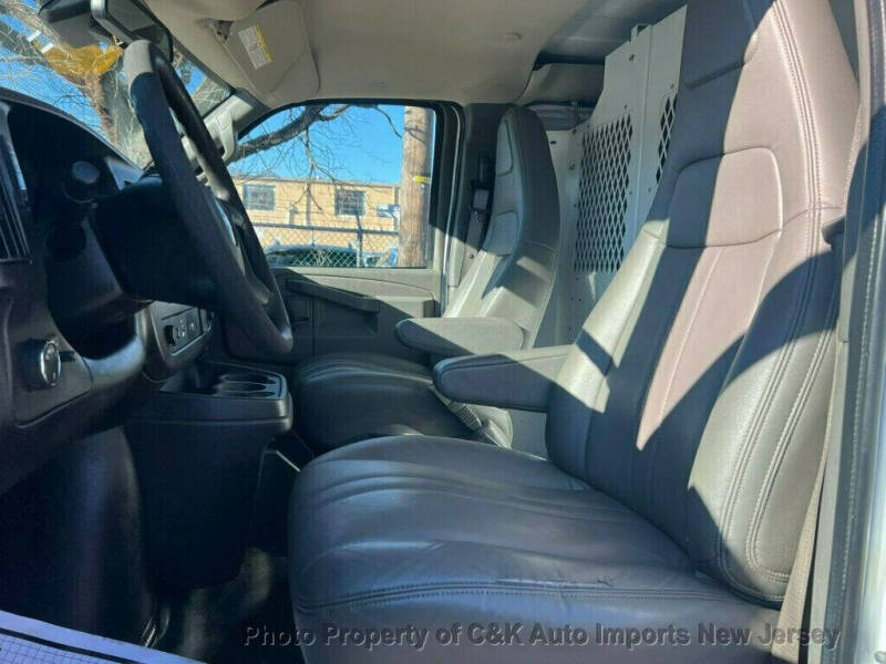 2021 Chevrolet Express 2500