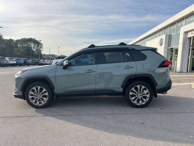 2022 Toyota RAV4 XLE Premium