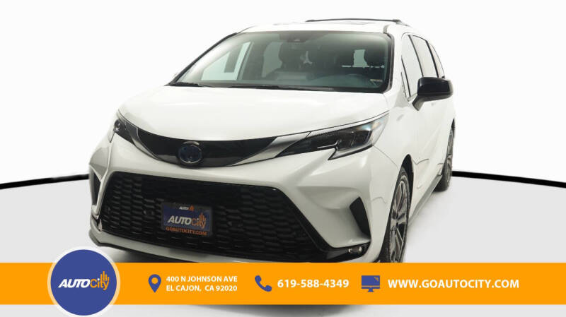 2023 Toyota Sienna XSE 7-Passenger