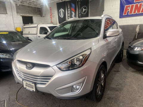 2014 Hyundai Tucson for sale at DEALS ON WHEELS in Newark NJ