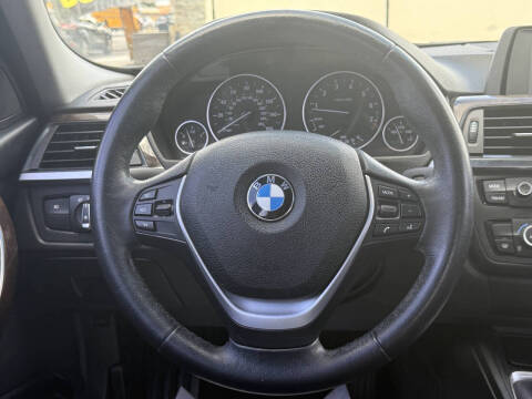 2015 BMW 3 Series 328i