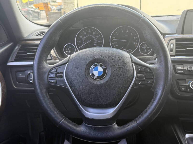 2015 BMW 3 Series 328i