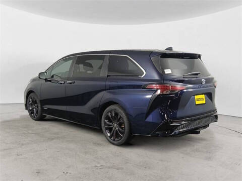 2021 Toyota Sienna XSE 7-Passenger