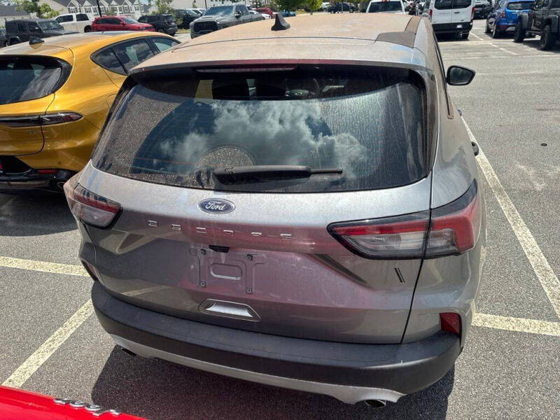 2022 Ford Escape S