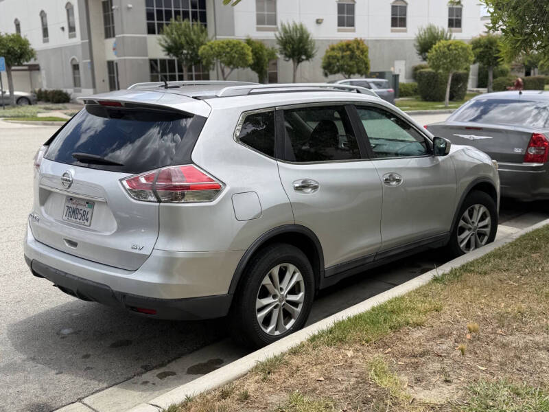 2016 Nissan Rogue SV