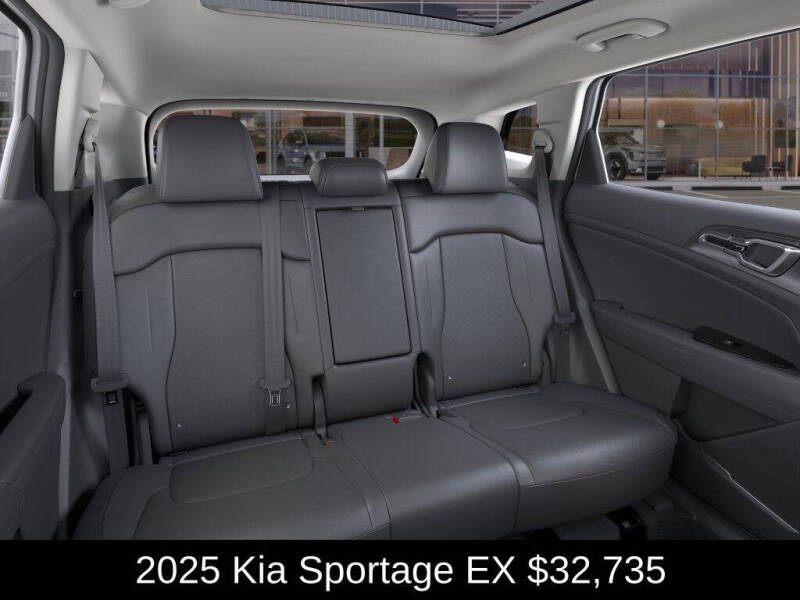 2025 Kia Sportage EX