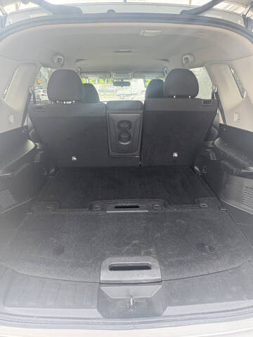 2016 Nissan Rogue SV