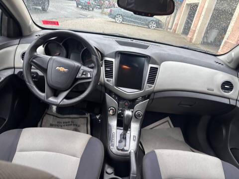2014 Chevrolet Cruze LS Auto