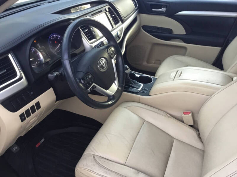 2016 Toyota Highlander XLE