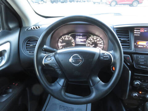 2017 Nissan Pathfinder S