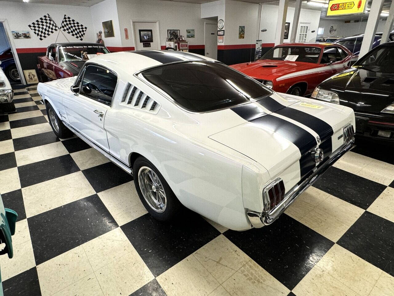 1965 Ford Mustang 13