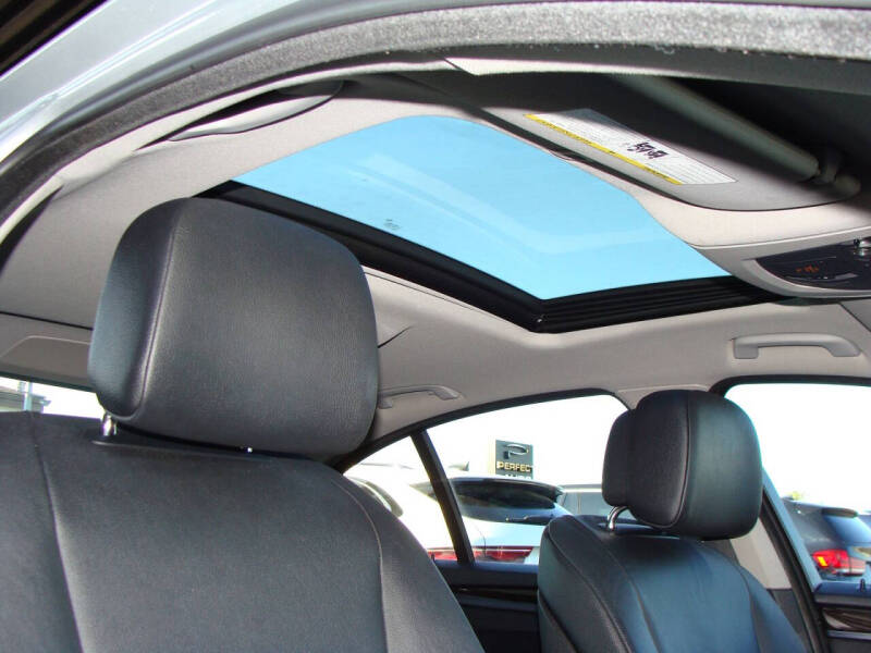 2013 BMW 5 Series 528i xDrive