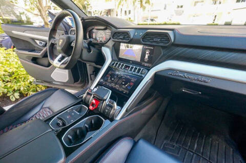 2019 Lamborghini Urus
